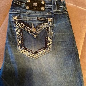 Miss me capris size 33 like new